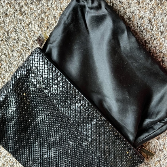 Vintage Whiting and Davis Embellished Mesh Evening Formal Clutch - Picture 9 of 15